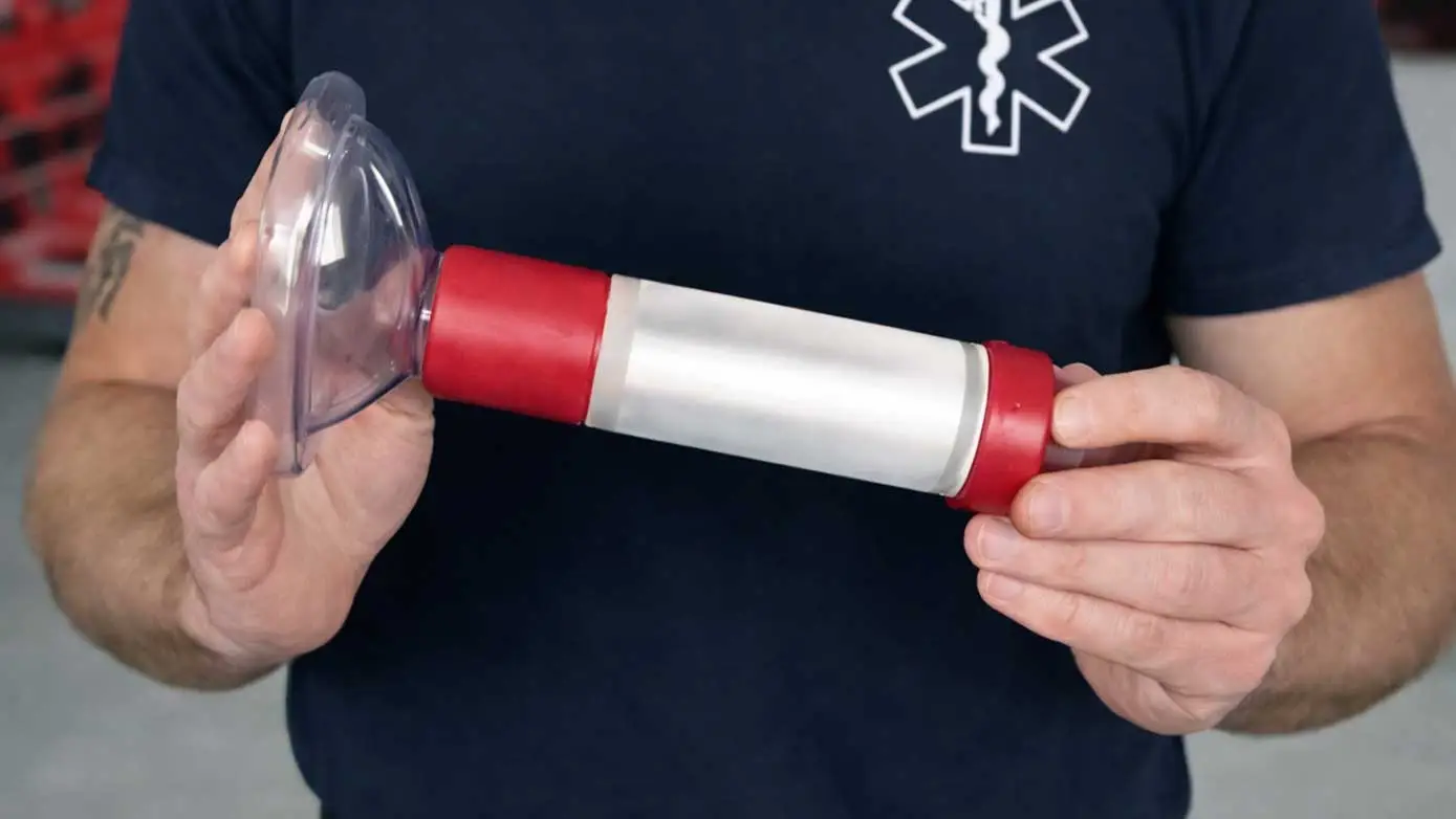 This Small Choking Device Could Help Save a Life When Every Second Matters